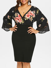 Load image into Gallery viewer, Estylo Floral Plunging Neck Dress