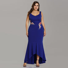 Load image into Gallery viewer, Embroidery Roses Mermaid Plus Size Dresses