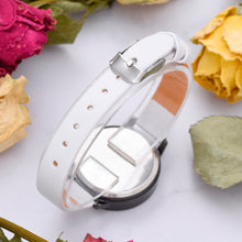 Load image into Gallery viewer, 3D Leather Band Watch