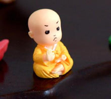 Load image into Gallery viewer, Monk Figurines Crafts